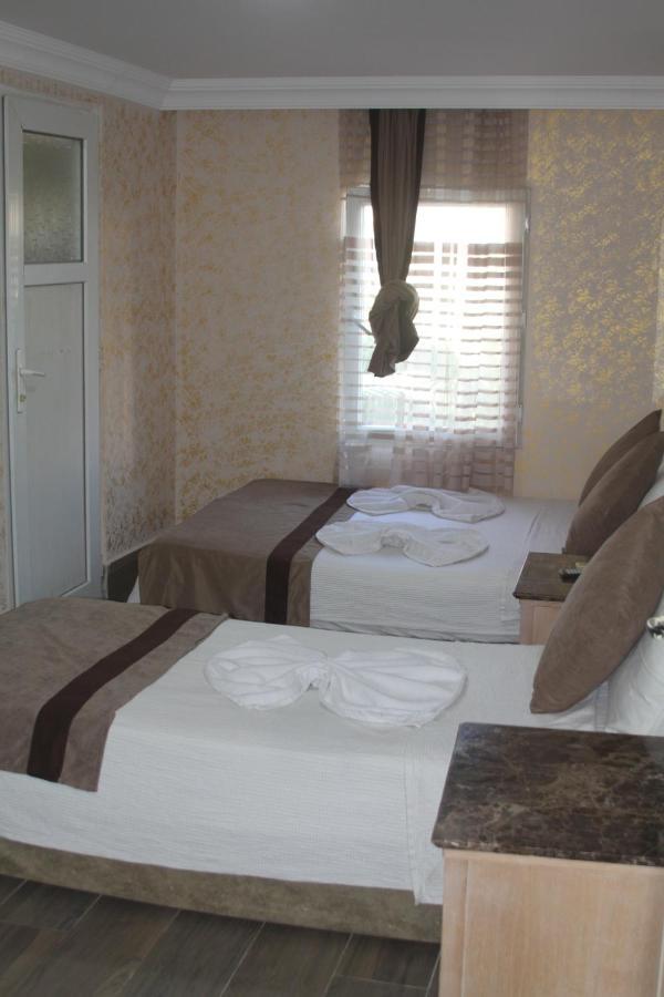 Ozgur Hotel Isiklar Antalya Ngoại thất bức ảnh