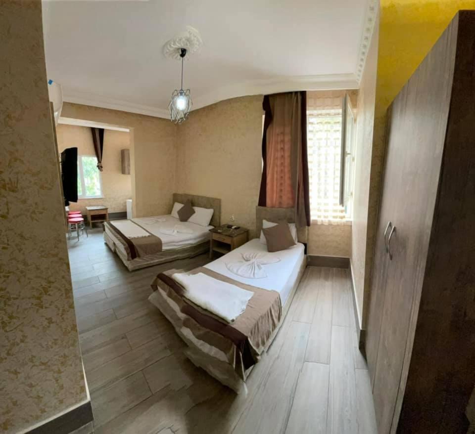 Ozgur Hotel Isiklar Antalya Ngoại thất bức ảnh