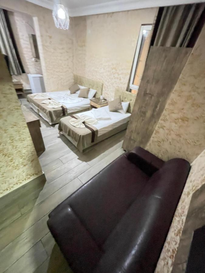 Ozgur Hotel Isiklar Antalya Ngoại thất bức ảnh